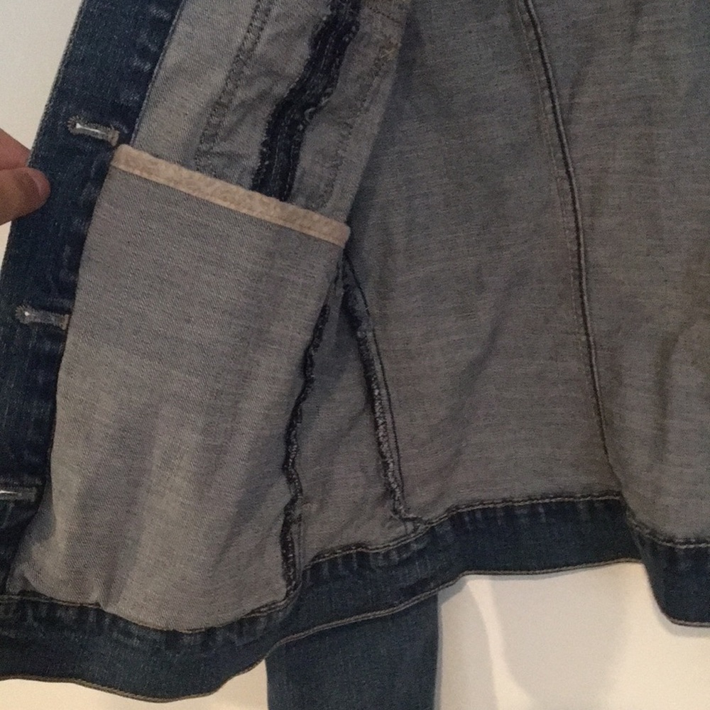 Shearling Collared Denim Jacket - Picture 4 of 6